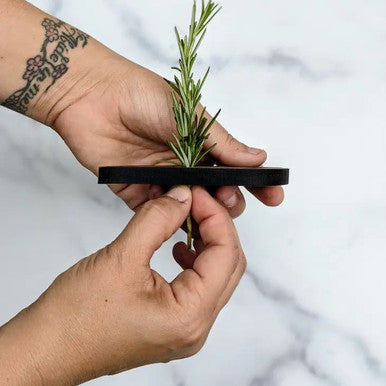 Bridgetown Garden Tools Herb Stripper - Thumbnail 2